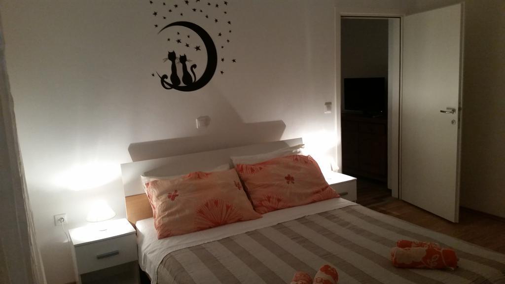 Apartments Dano Sukošan Oda fotoğraf